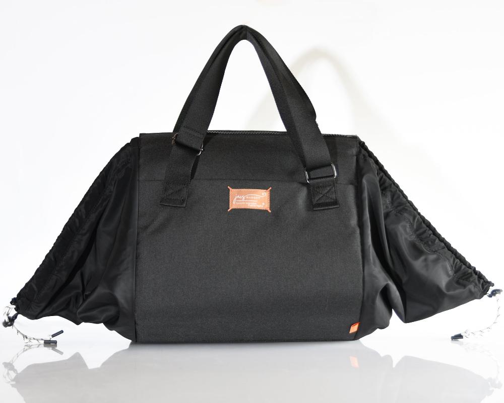 jacatote with sides unfolded