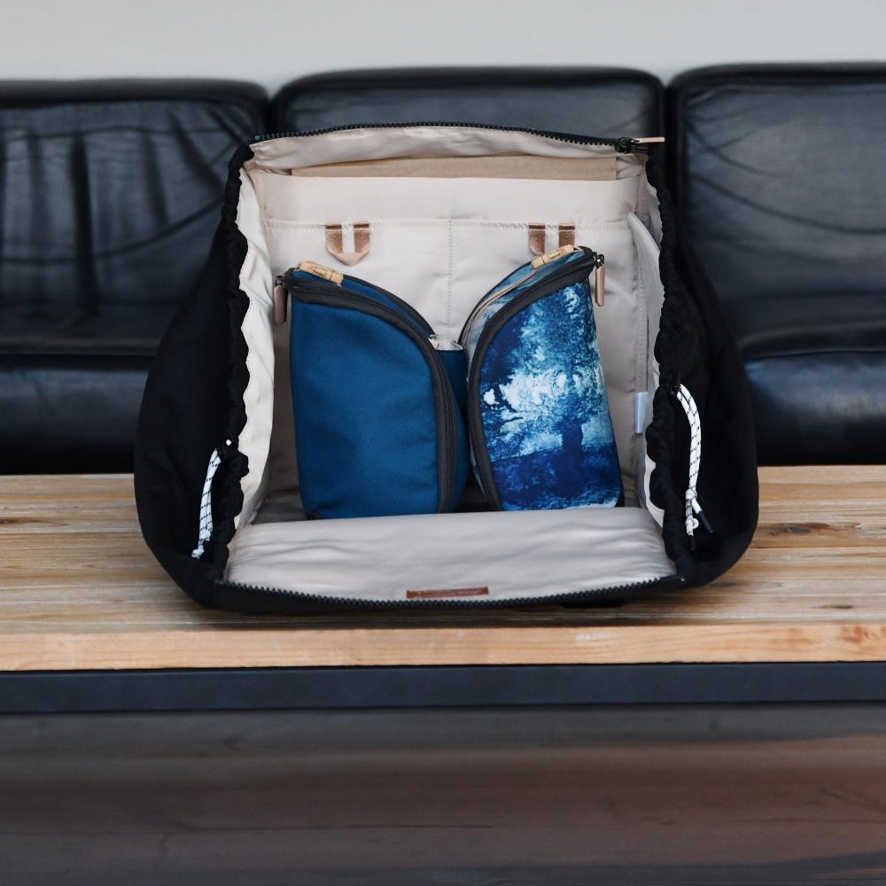 inner view jacatote blue pods