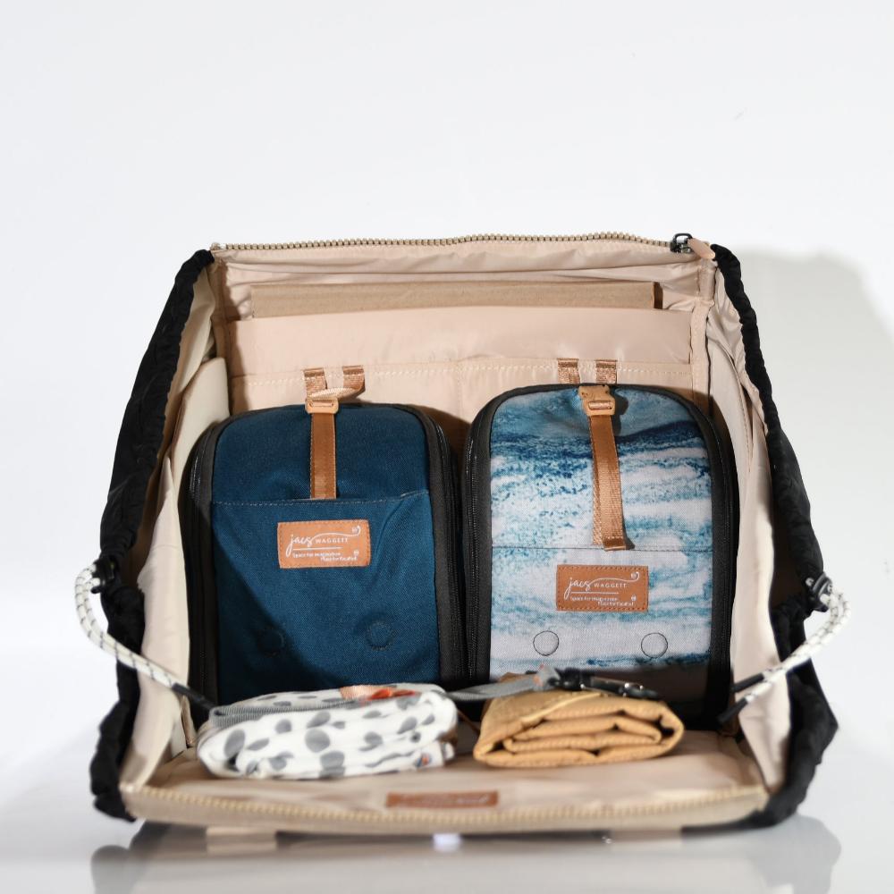 inside jacapod backpack with blue pods baby