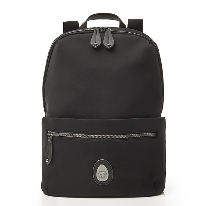 Front image of the Rockham Black zipped up
