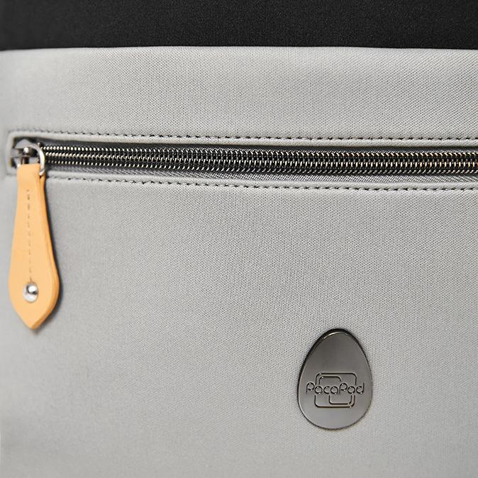 Close up of the zip on the front pocket of the Rockham duo flint backpack